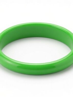 Green Resin Bangle Bracelet – Graduated Statement Cuff
